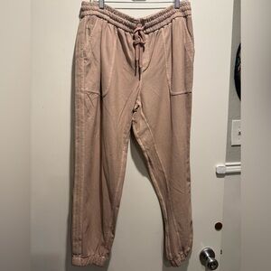 Athleta Pink Jogger Size 18
